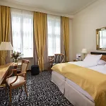 Am Jaegertor Hotel