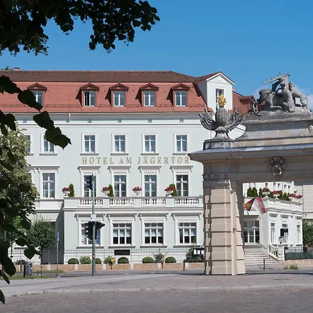 Отель Am Jaegertor 4*