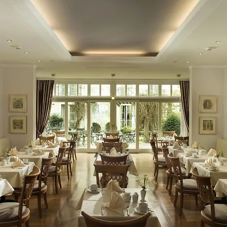 Am Jaegertor Hotel