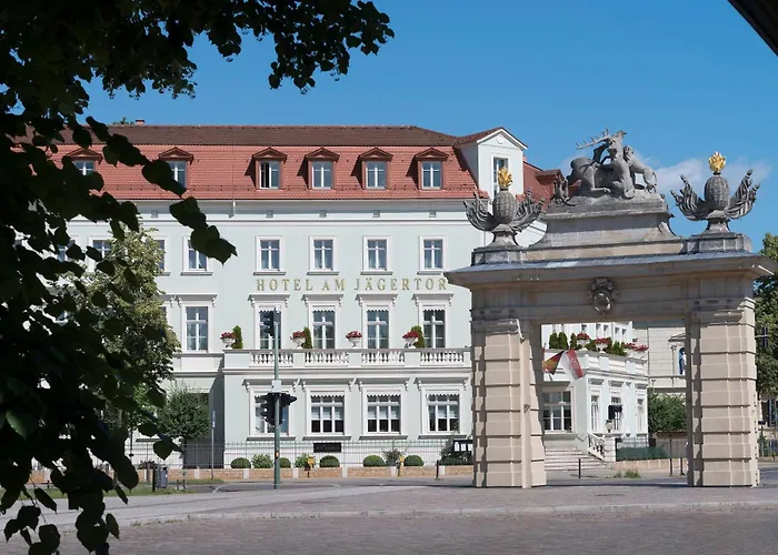Hotel Am Jaegertor 4*