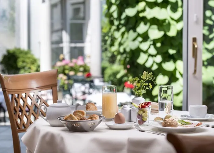 Am Jaegertor Hotel 4*